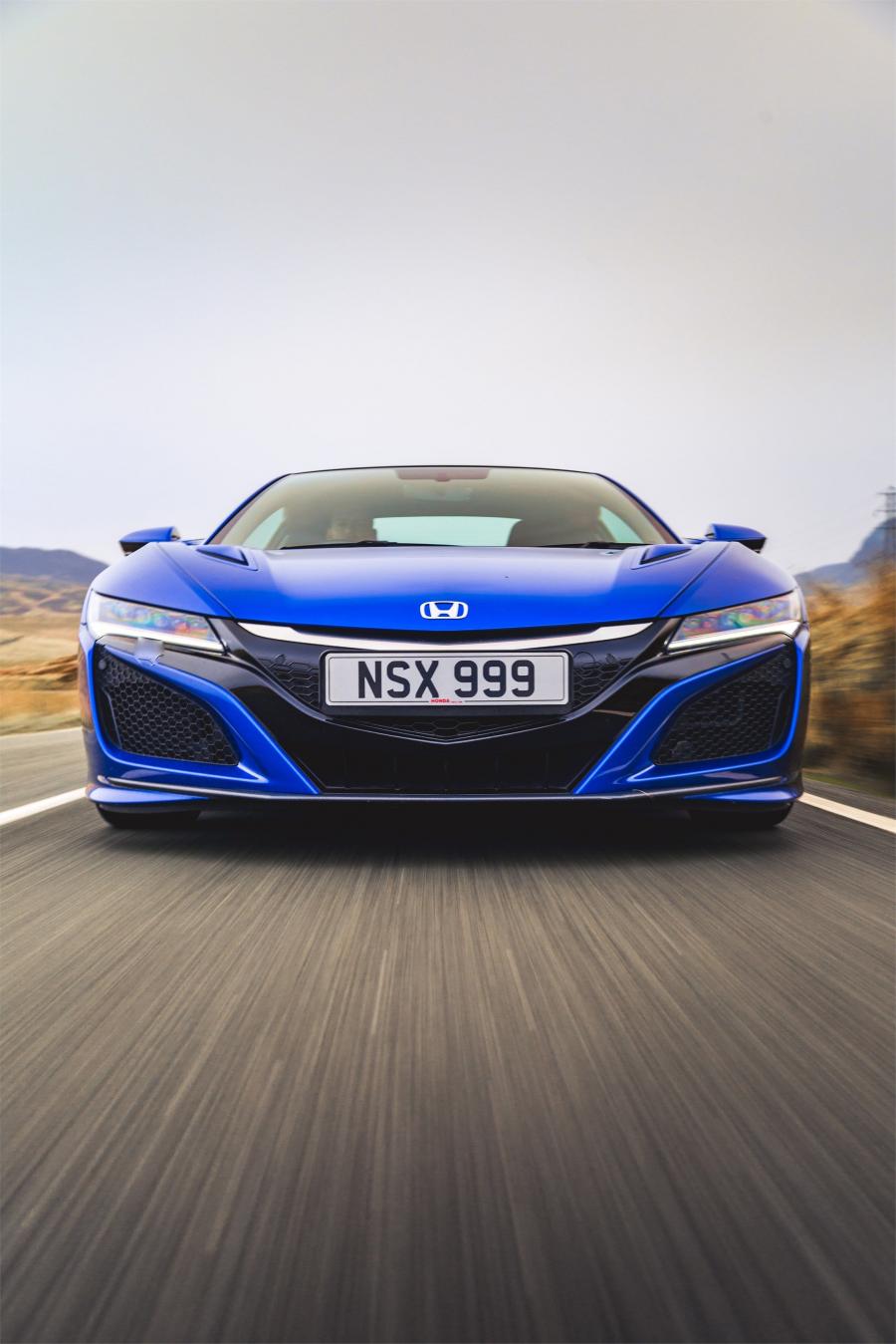  Honda NSX 2016 года  (UK) (фото 29 из 120)